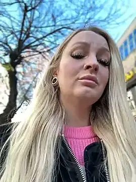 Snapshot of Teya_moon_ chatting on 12.03.24 Teya moon online show from 12.03.24