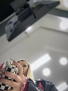 Snapshot of Teya_moon_ chatting on 12.06.24 Teya moon online show from 12.06.24