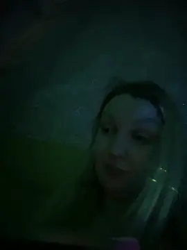 Snapshot of Teya_moon_ chatting on 03.20.25 Teya moon online show from 03.20.25