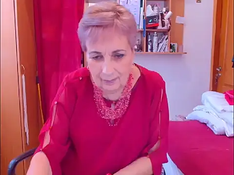 Snapshot of Victoria5643 chatting on 11.09.25 Victoria5643 online show from 11.09.25