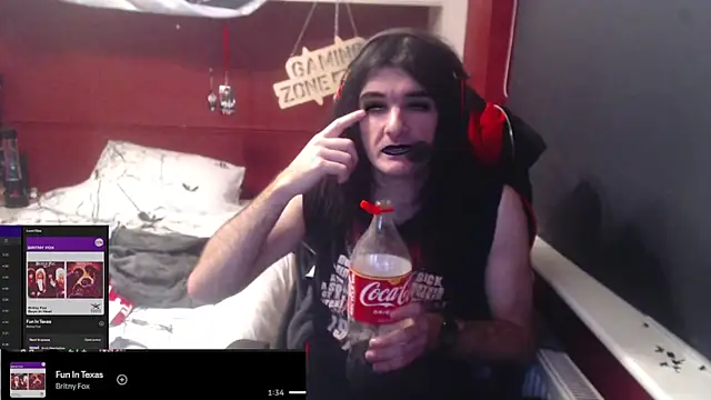 Rocker Assassin66630 online show from 12.19.25