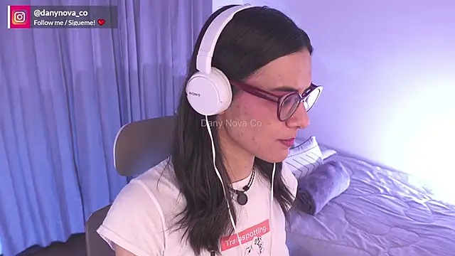 Snapshot of DanyNova_Co chatting on 01.16.25 DanyNova Co online show from 01.16.25