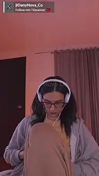 Snapshot of DanyNova_Co chatting on 02.17.25 DanyNova Co online show from 02.17.25