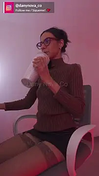 Snapshot of DanyNova_Co chatting on 03.07.25 DanyNova Co online show from 03.07.25