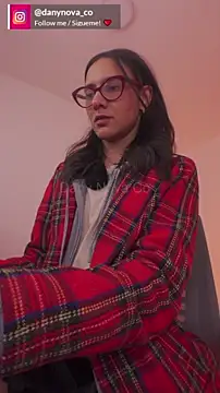 Snapshot of DanyNova_Co chatting on 03.10.25 DanyNova Co online show from 03.10.25
