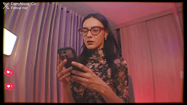 Snapshot of DanyNova_Co chatting on 07.19.26 DanyNova Co online show from 07.19.26
