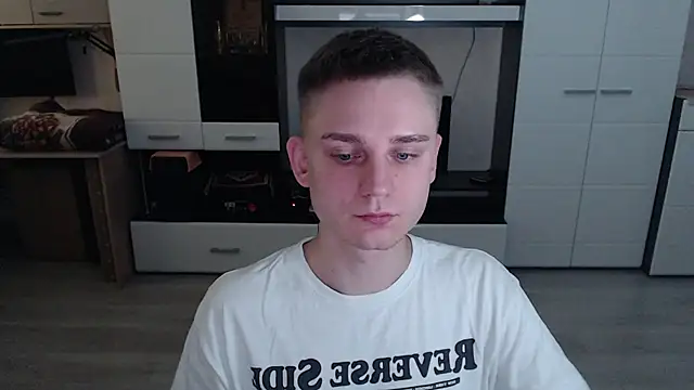 Snapshot of angryzan chatting on 10.07.25 angryzan online show from 10.07.25