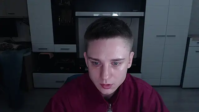 Snapshot of angryzan chatting on 10.31.25 angryzan online show from 10.31.25