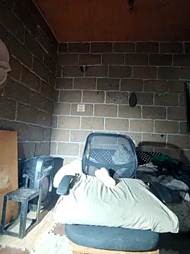 Pitudo20cmm online show from 11.02.25