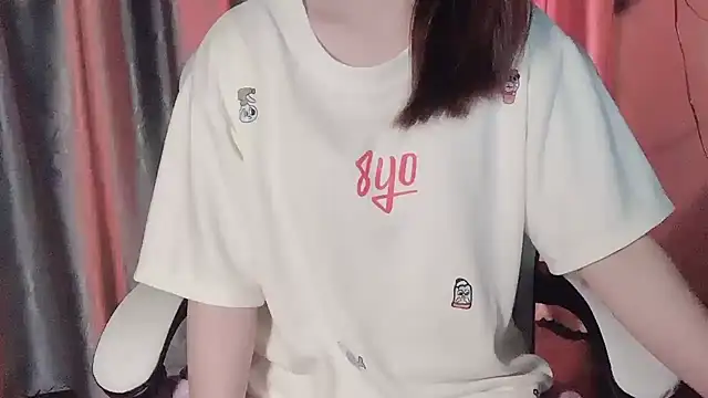 Snapshot of _Ely_ chatting on 03.18.25 Ely online show from 03.18.25