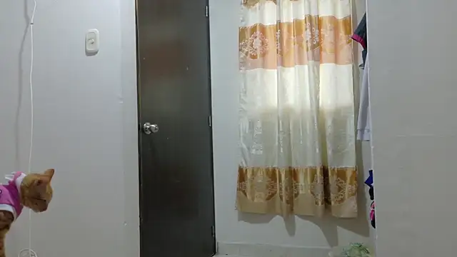 Snapshot of ladydeathz chatting on 10.02.25 ladydeathz online show from 10.02.25