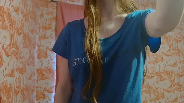 strawberrysmoothie online show from 12.22.25