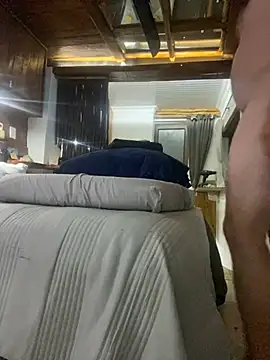 Snapshot of sexycouple109 chatting on 01.24.25 sexycouple109 online show from 01.24.25