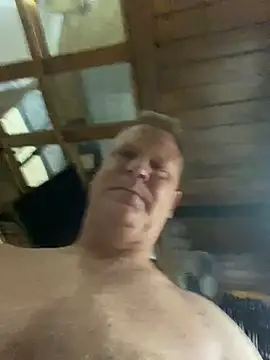 Snapshot of sexycouple109 chatting on 02.08.25 sexycouple109 online show from 02.08.25