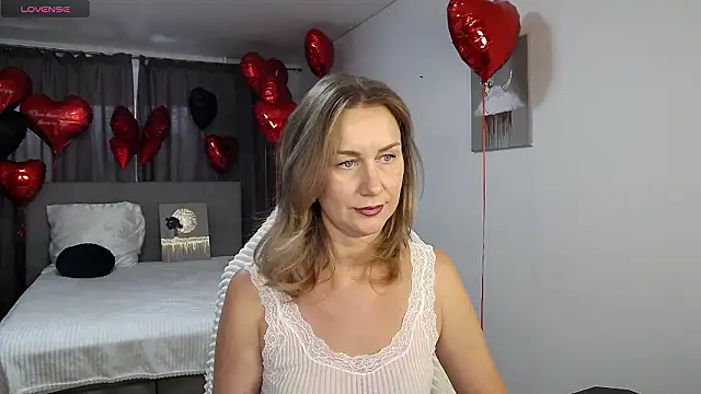 Vanessa Nowak online show from 02.16.26