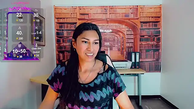 khiara moretti online show from 12.17.24