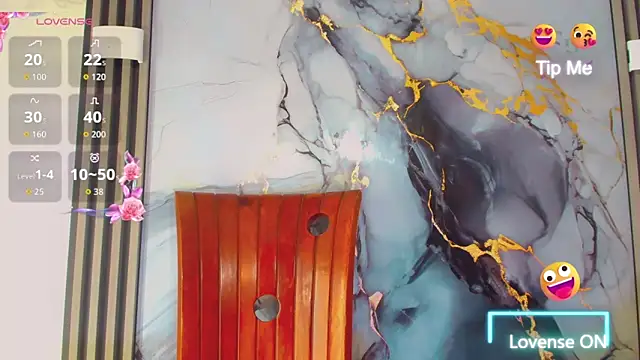 khiara moretti online show from 03.23.26