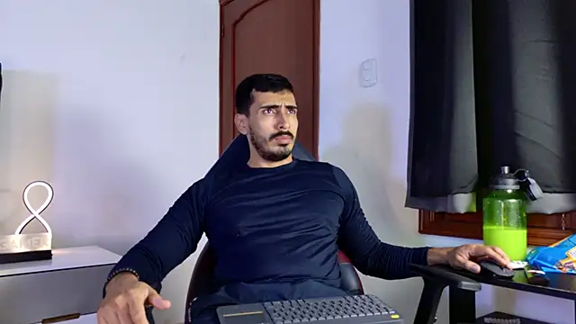 muscle ares online show from 11.08.25