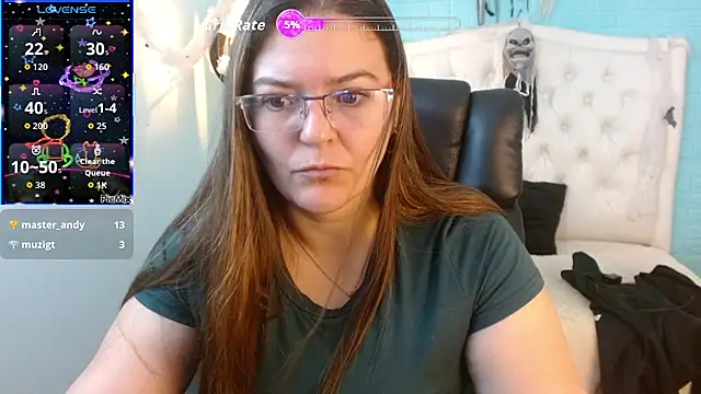 MsJossie online show from 10.29.25