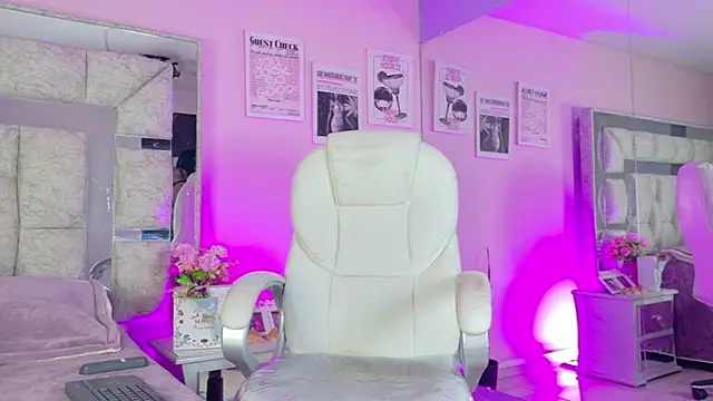 Sara Greey online show from 04.16.26