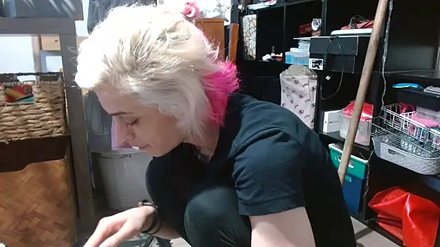Snapshot of watermellonpussy chatting on 07.16.26 watermellonpussy online show from 07.16.26