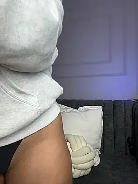 Snapshot of GabriellaFerrer chatting on 02.02.26 GabriellaFerrer online show from 02.02.26