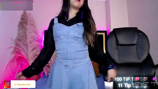 Snapshot of Moon_Water__ chatting on 11.10.25 Moon Water online show from 11.10.25