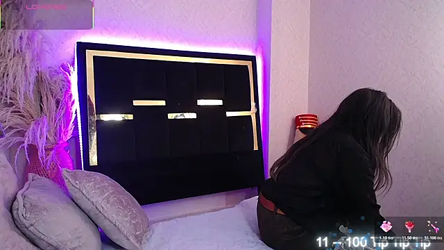 Moon Water   online show from 03.10.26