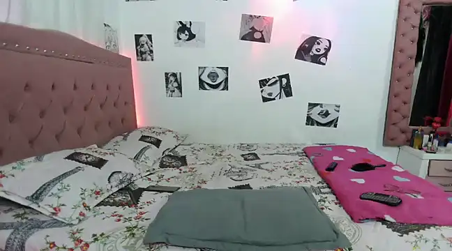 CAMI CRIS01 online show from 12.04.24