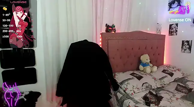 CAMI CRIS01 online show from 03.13.25