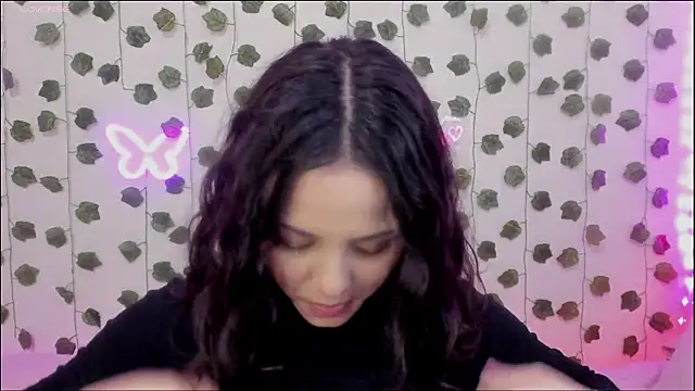 Megan Rodrigo online show from 12.14.24