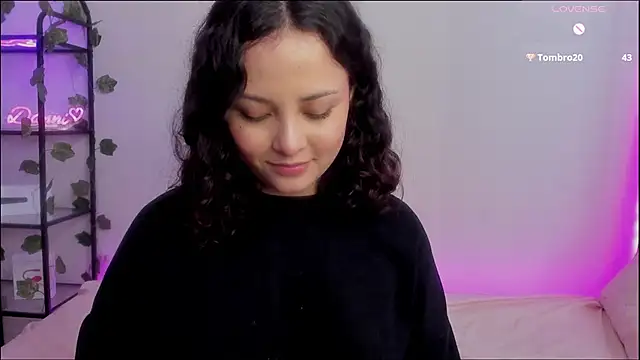 Megan Rodrigo online show from 01.09.25