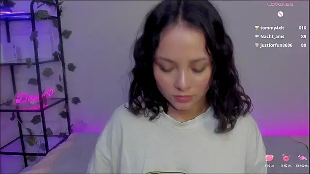 Megan Rodrigo online show from 01.14.25