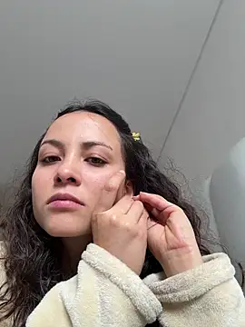 Megan Rodrigo online show from 06.26.26