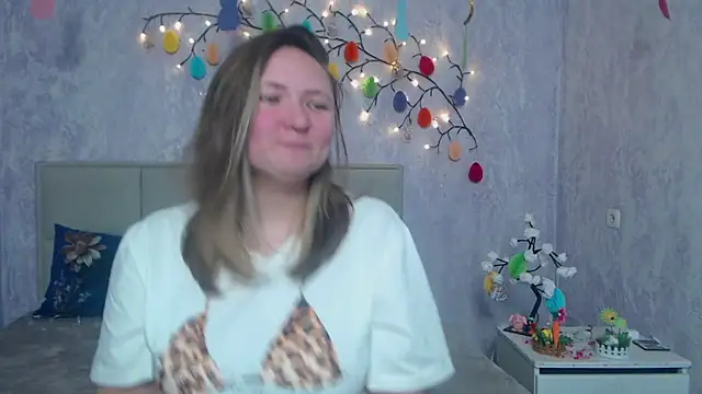 SallyVerda online show from 04.14.26