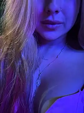 Snapshot of Amber_Martins_ chatting on 02.08.25 Amber Martins online show from 02.08.25