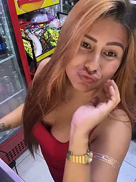 Snapshot of Amber_Martins_ chatting on 02.11.25 Amber Martins online show from 02.11.25