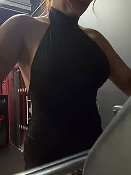 Snapshot of Amber_Martins_ chatting on 02.27.25 Amber Martins online show from 02.27.25