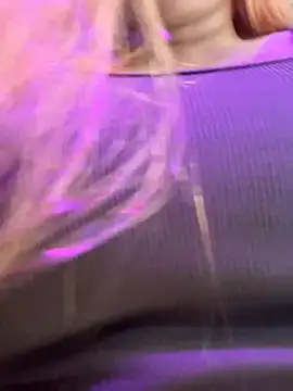 Snapshot of Amber_Martins_ chatting on 03.01.25 Amber Martins online show from 03.01.25