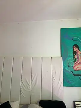 Snapshot of Amber_Martins_ chatting on 09.18.25 Amber Martins online show from 09.18.25