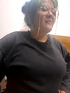 lucky-leah online show from 03.19.26