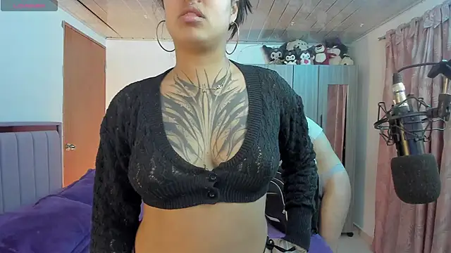 Snapshot of Kayla_foxxy chatting on 09.26.25 Kayla foxxy online show from 09.26.25