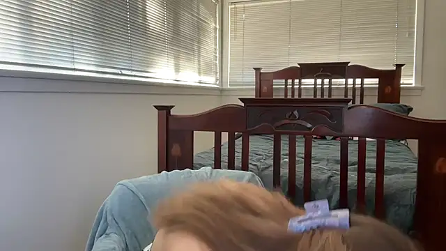 YUMIandbigWOLF online show from 10.30.25