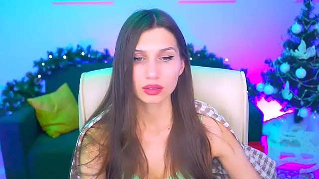 Snapshot of MollyPerry chatting on 12.11.24 MollyPerry online show from 12.11.24