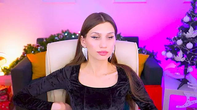 Snapshot of MollyPerry chatting on 12.29.24 MollyPerry online show from 12.29.24