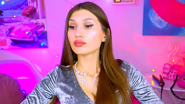 Snapshot of MollyPerry chatting on 12.30.24 MollyPerry online show from 12.30.24