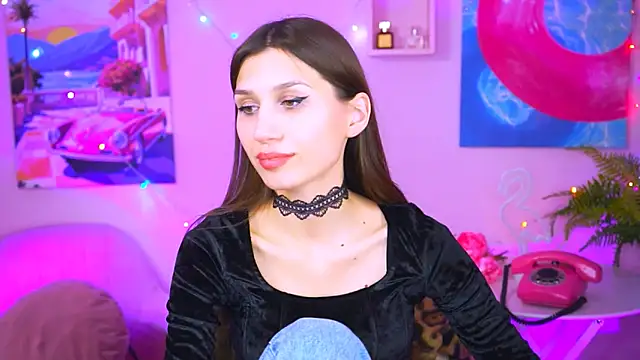 Snapshot of MollyPerry chatting on 01.07.25 MollyPerry online show from 01.07.25