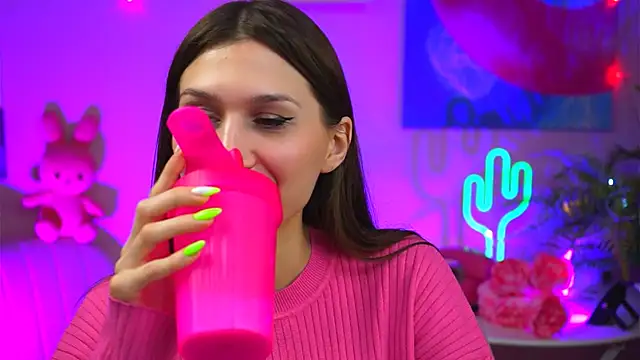 Snapshot of MollyPerry chatting on 02.27.25 MollyPerry online show from 02.27.25