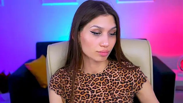 Snapshot of MollyPerry chatting on 03.09.25 MollyPerry online show from 03.09.25