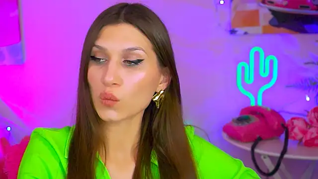 Snapshot of MollyPerry chatting on 03.11.25 MollyPerry online show from 03.11.25